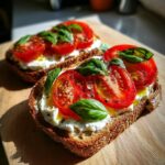 Quick and Healthy Tomato and Cottage Cheese Toast